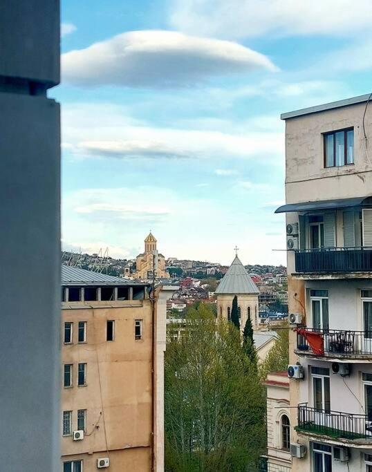Apartment Center 2bdr Near Rustaveli Av. *